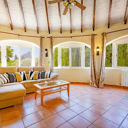 Villa Ecalinda - Plusholidays *