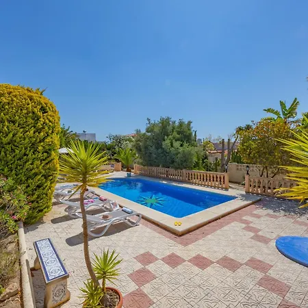 Villa Ecalinda - Plusholidays